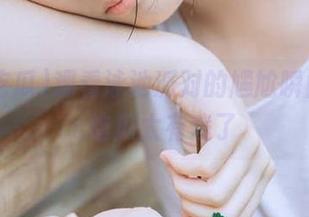 观看泳池派对的尴尬瞬间，17c吃瓜太有戏了