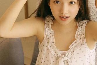 快来下载51.cg苹果版，吃瓜的时候不能少了这波好助手！