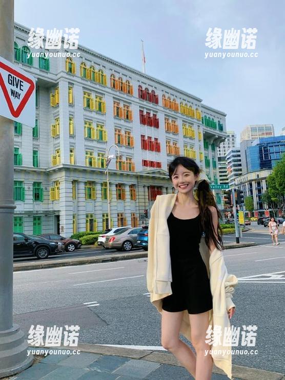 51cg.fun直达：黑料吃瓜的快乐，今天又要压制一波小八卦了！