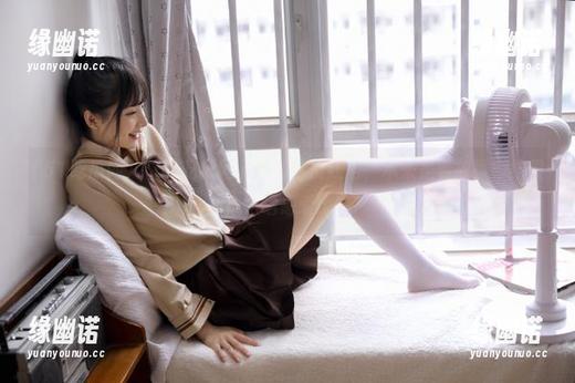 51吃瓜网 “51吃瓜网”今日特别线路,本来是看故事,结果却成了晒恩爱比赛?