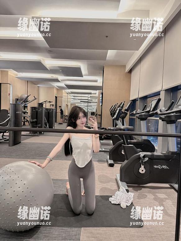 登录后才发现，吃瓜不只在朋友圈，51吃瓜网的黑料就像泡面一样方便。