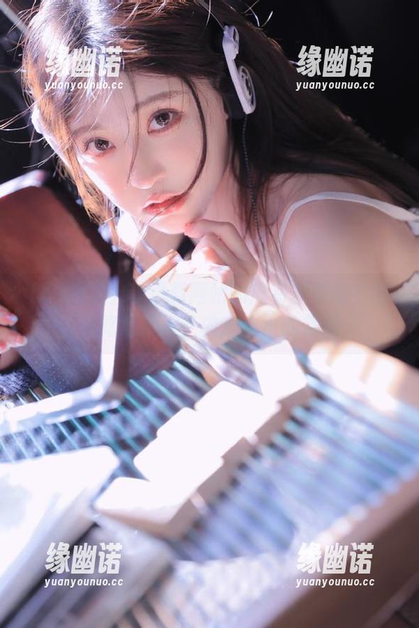 51爆料网站的瓜有多耀眼？我边吃边思考，内心小小的震撼