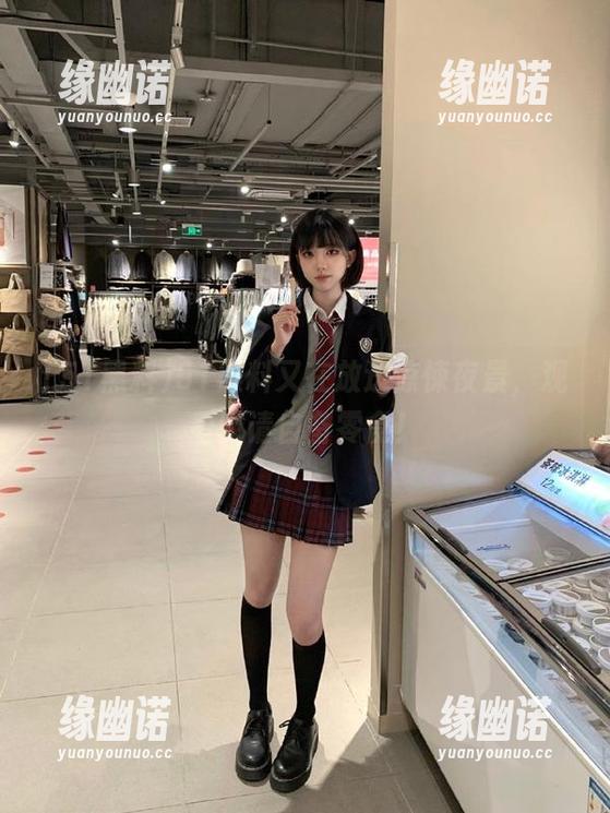 51黑料又在放送惊悚夜景，观看时请自备零食！