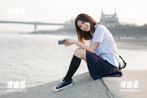 655fun 我就静静地在655fun.com入口旁观察,根本不敢迈步。