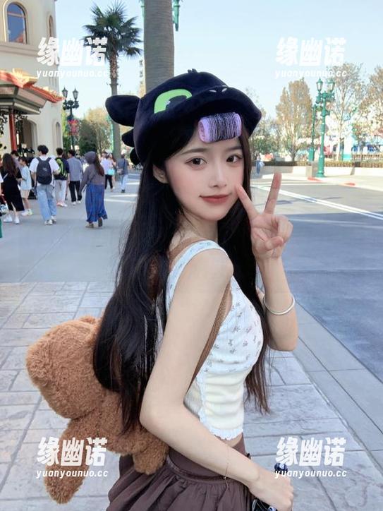 718吃瓜网 用瓜碰撞天气,在线718吃瓜网带你玩转四季!