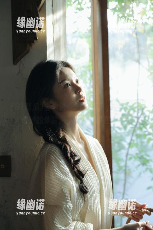登录进“91吃瓜”，真是一种奇妙的体验，不停刷屏像在打游戏