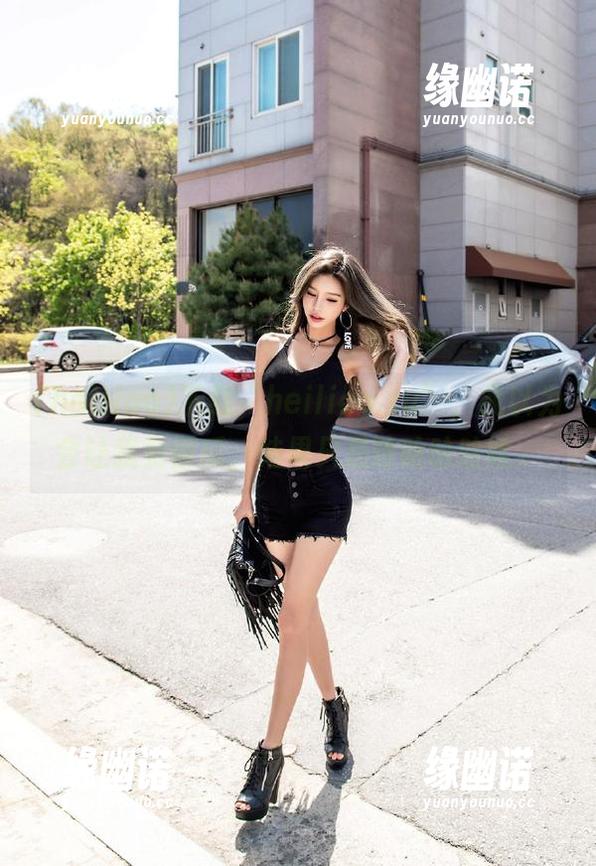 下载“heiliao.su”，我以为会让我更懂瓜，结果只是哈哈哈哈哈。