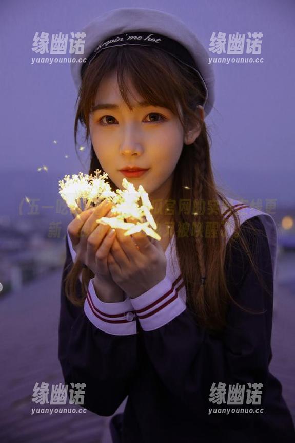五一吃瓜 看五一吃瓜官网的实时在线更新,我的八卦之魂又被唤醒了。