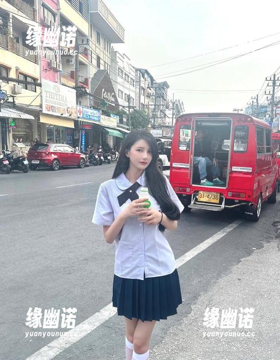 听说在吃瓜天堂里，永久是个好待遇，可我快疯了。