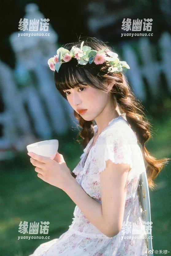 看吧，吾爱吃瓜登录后，就是这么上头的一波操作。