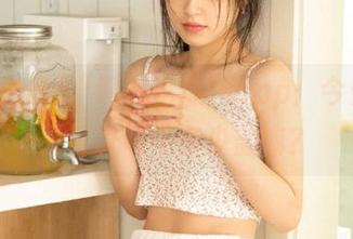 “网曝吃瓜”app：今天的八卦可以吸干多少盐嘛？