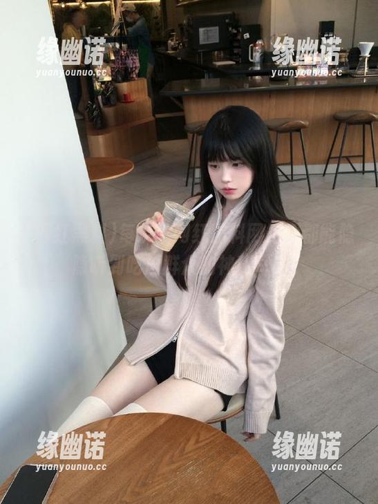 网红黑料 每次刷网红黑料网站,都能隐隐听到吃瓜群众的神秘耳语。