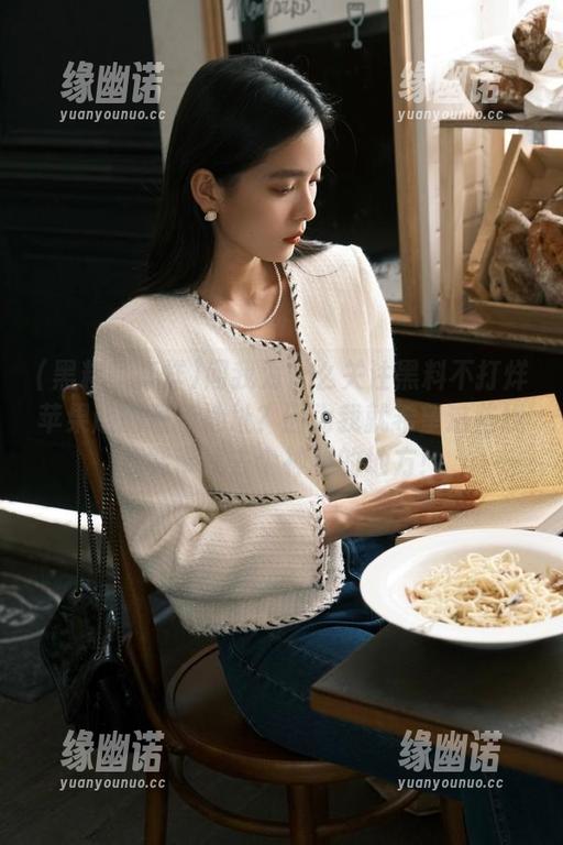 问我为什么关注黑料不打烊苹果版的最新地址？因为我就希望这些线索能带我去个神秘的地方！