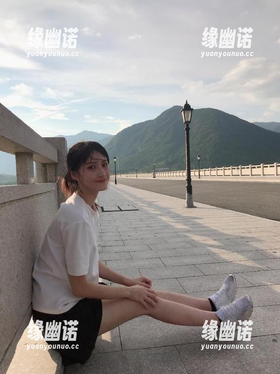 “黑料正能量index”导航：为了好奇心，我愿意付出我的眼球