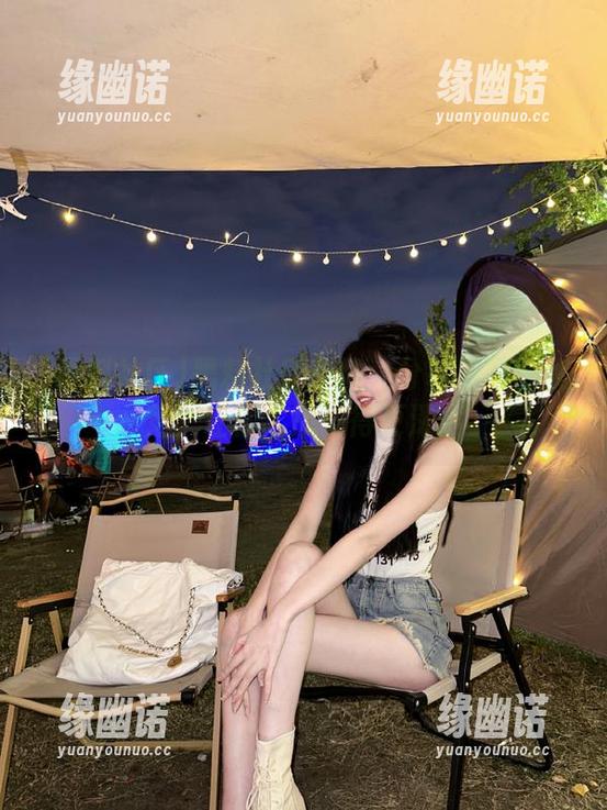 黑料社区在线：分享不同的视角，让你‘瓜’得更深！