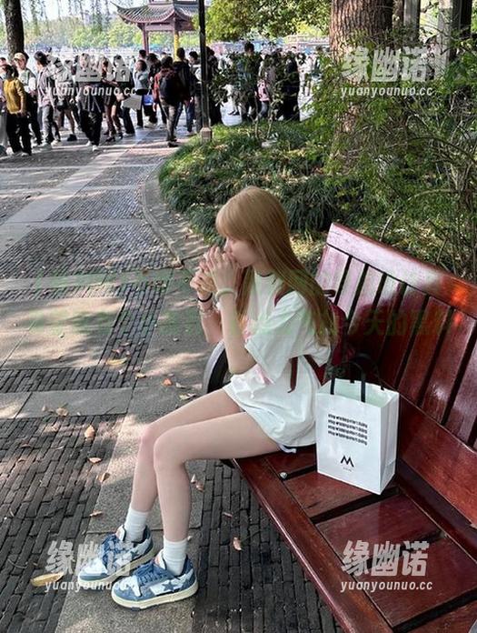 不得不说，黑料网的导航设计真希望能有个小指引，省点力气找今天的黑料。