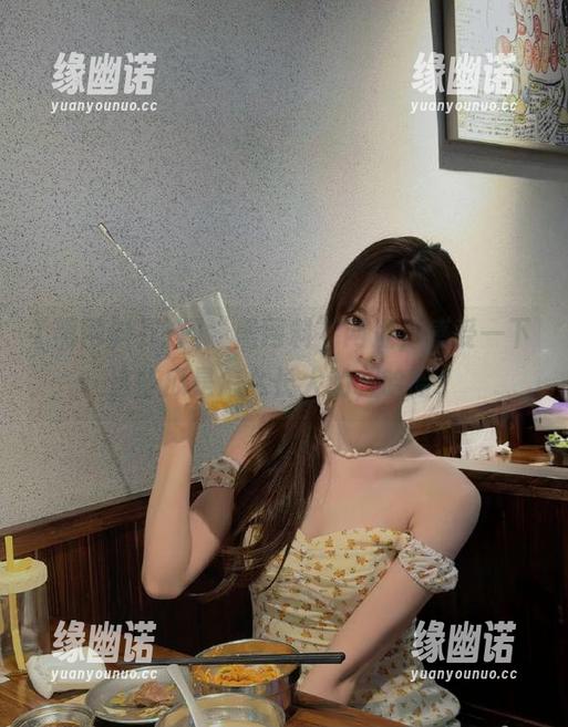 黑网料 访问“黑网料”网址,感受一下这些瓜是怎么长大的,哈哈!