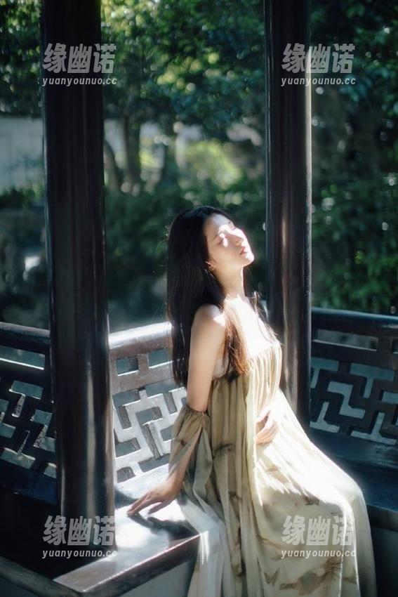 有了“黑网料苹果版”，日常吃瓜也能变成高光时刻，庆幸我还没错过!